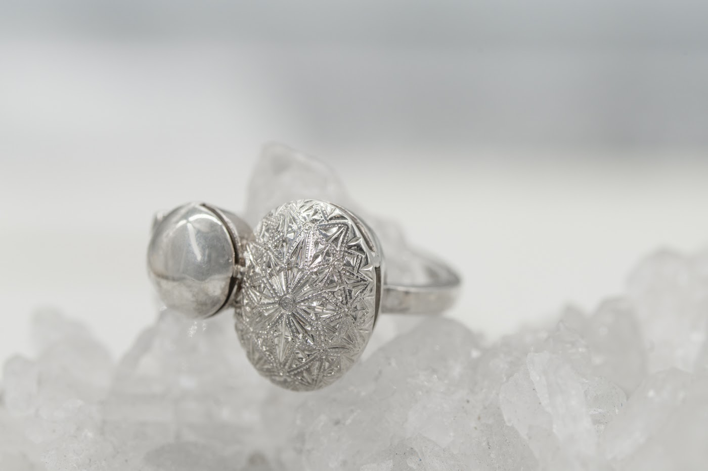 Anello su cristallo di rocca